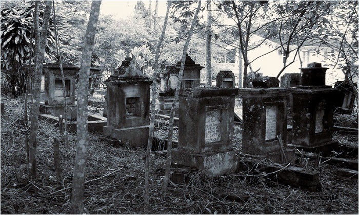 Justiça nega pedido de Pomerode e diz: não é porque vocês mexeram no cemitério antes que podem continuar cavando como se fosse quintal