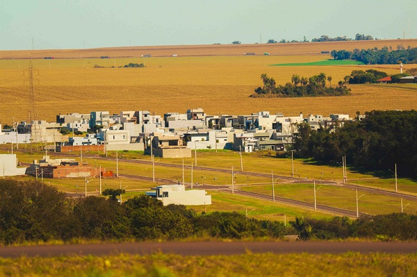 Cascavel declara guerra aos “loteamentos fantasmas”: mais de 100 áreas suspeitas de parcelamento ilegal são mapeadas
