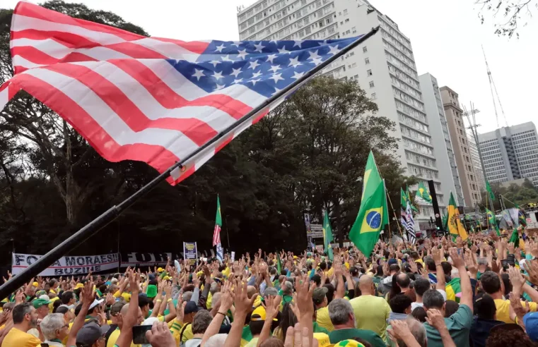 Avenida Paulista vira palco de reality político: direita pede anistia, prisão de Lula e impeachment de Moraes